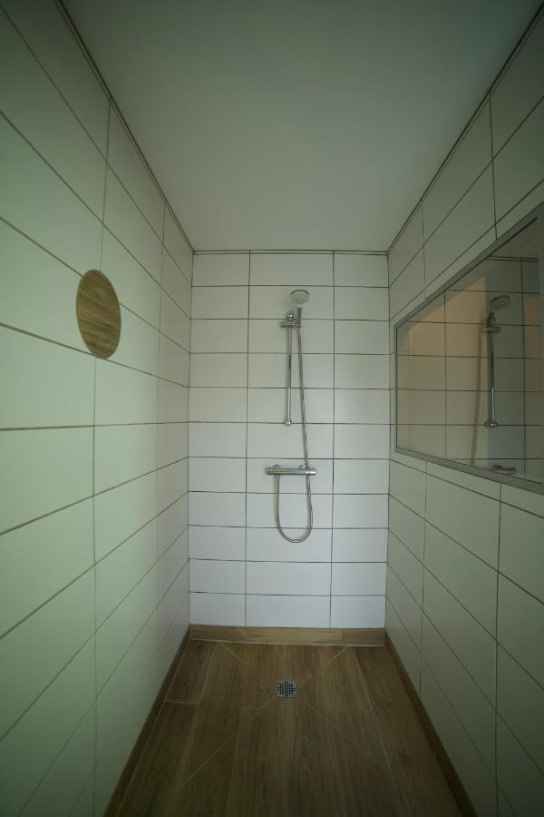 B&B Chez L'Habitant Chambre Privative Sur La Route Des Vins Tv Parking Box Velo Issenheim Buitenkant foto